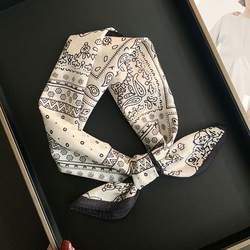 ผ้าพันคอผ้าฝ้าย 70% ผ้าไหม 30% - Bandana Cotton บทวิจารณ์และราคา