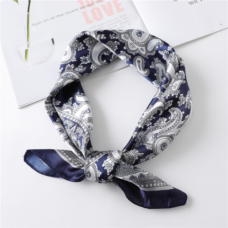 ผ้าพันคอไหมสี่เหลี่ยมหรูหราขนา - Scarf Silk Square บทวิจารณ์และราคา