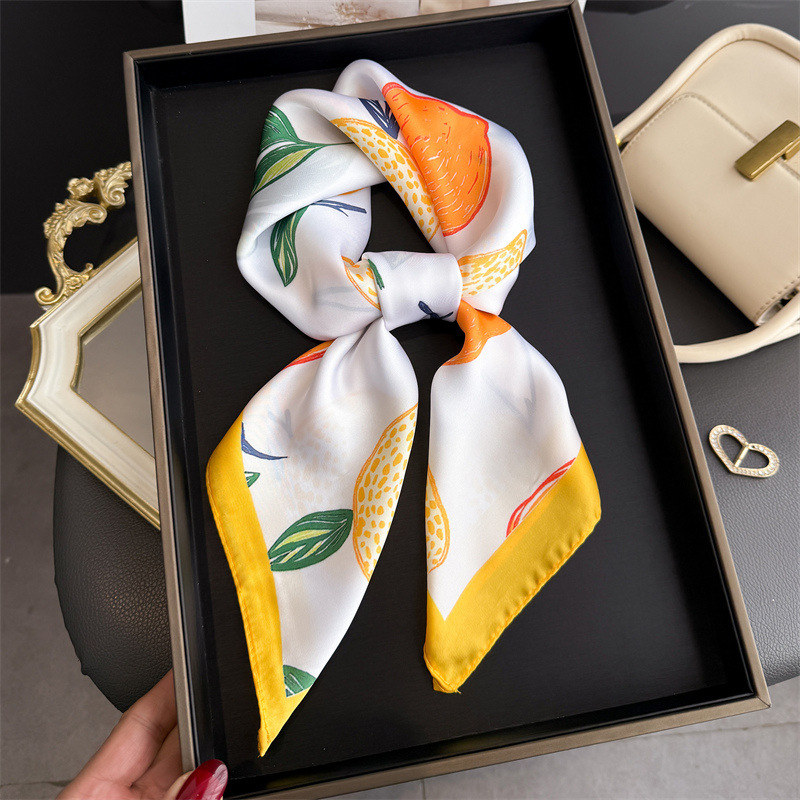 ผ้าพันคอไหมพิมพ์ลายผลไม้ใหม่ปี - Silk Neck Scarf บทวิจารณ์และราคา