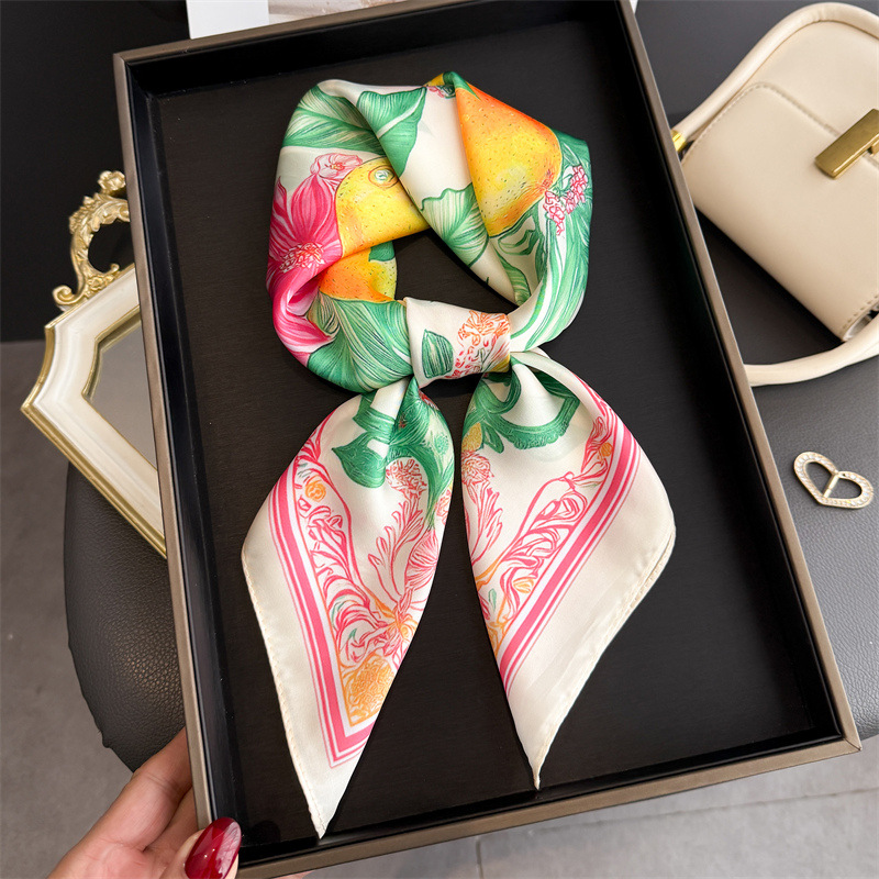 ผ้าพันคอไหมพิมพ์ลายผลไม้ใหม่ปี - Silk Neck Scarf บทวิจารณ์และราคา